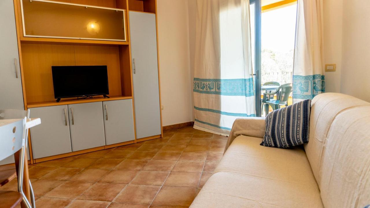 Appartamenti Dodi Lt - Pms Casevacanze Budoni Exterior foto